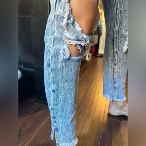 Fashion nova  ripped skinny jeans